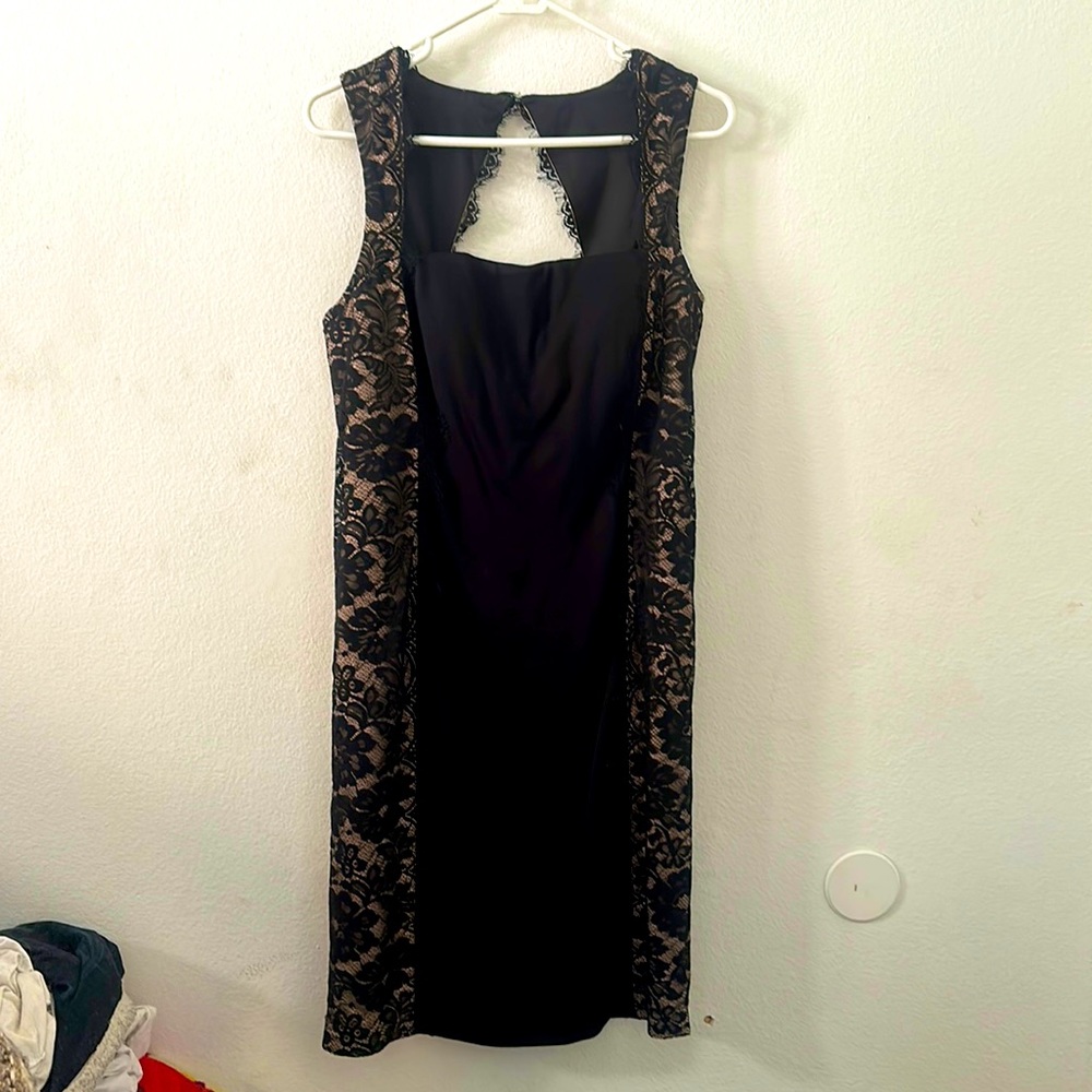 Beautiful Aidan Mattox Elegant Sexy Dress Size US 12